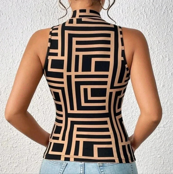 Geo Print Mock Neck Tank Top - Picture 2 of 5